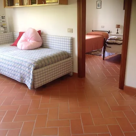 Otel Agriturismo La Casa Bianca Poppi