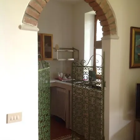 Agriturismo La Casa Bianca Otel *