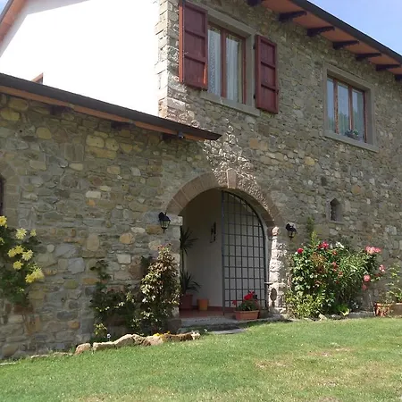 Agriturismo La Casa Bianca Otel Poppi